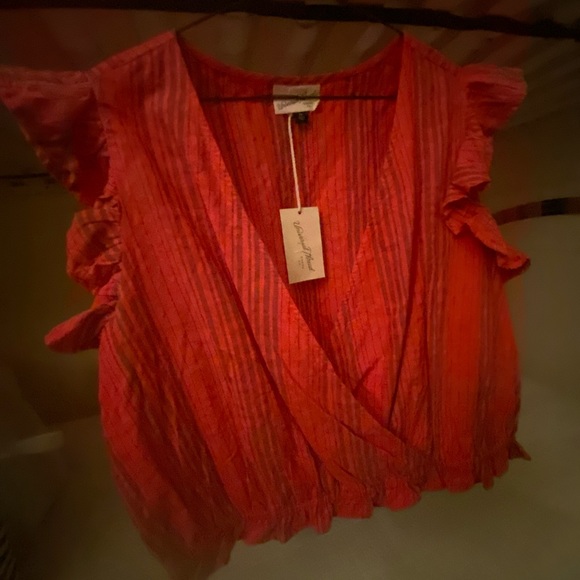 Universal Thread NWT  Ruffle Top - Picture 3 of 6